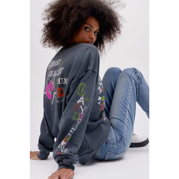 Daydreamer X Lee Highest Quality Sound Boyfriend Crew Sweatshirt Sz S NWT 90’s - Picture 5 of 16